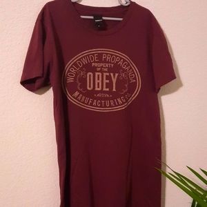 Obey T shirt Small